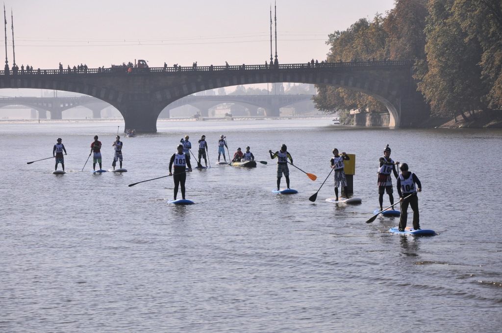 paddleboardy praha kde jezdit sup karlin